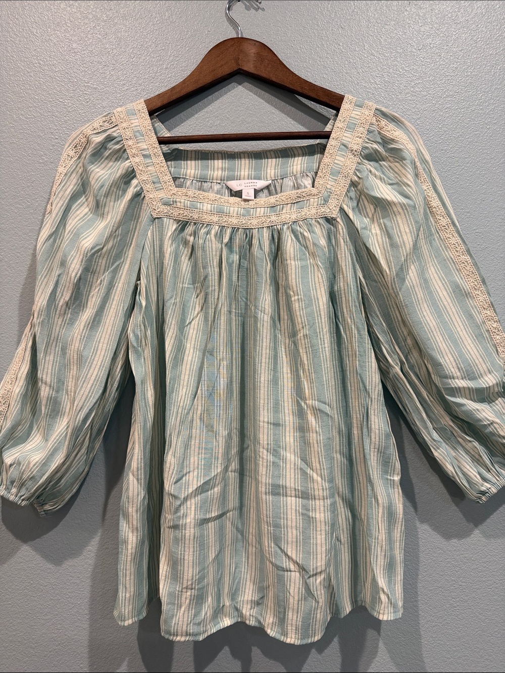 LC Lauren Conrad Mint Cream Striped Peasant Blouse Square Embroidered Neck Flow